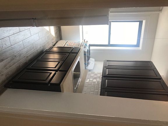 4th image of 7609 Broadway #3Z