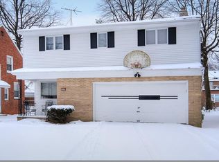 3800 Berkeley Rd, Cleveland Heights, OH 44118