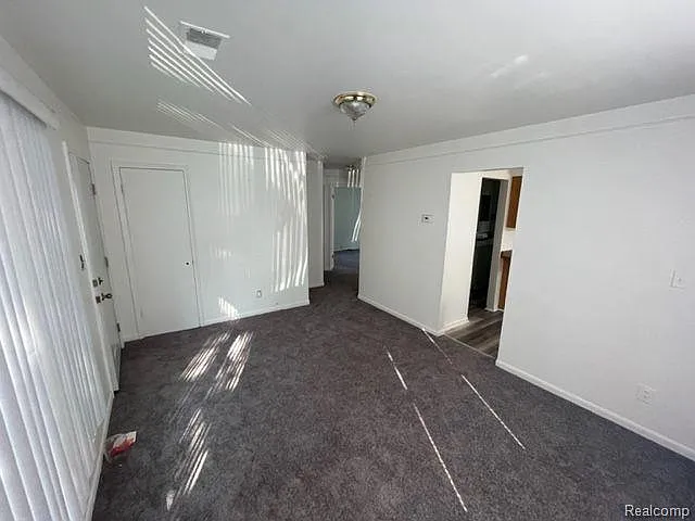 14325 Marshall Ave — Photo 4
