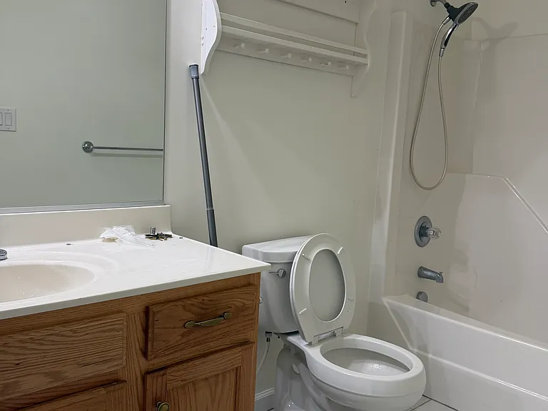 109 Cottondale Pl — Photo 2