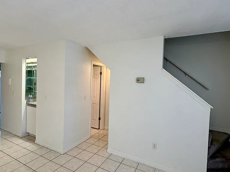 3243 Forest Oaks Ct — Photo 9