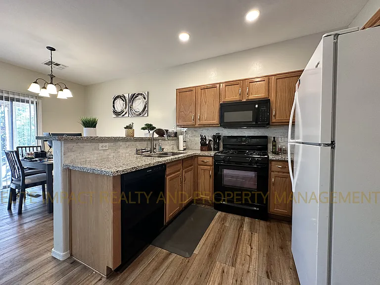 3780 E Felix Blvd — Photo 6