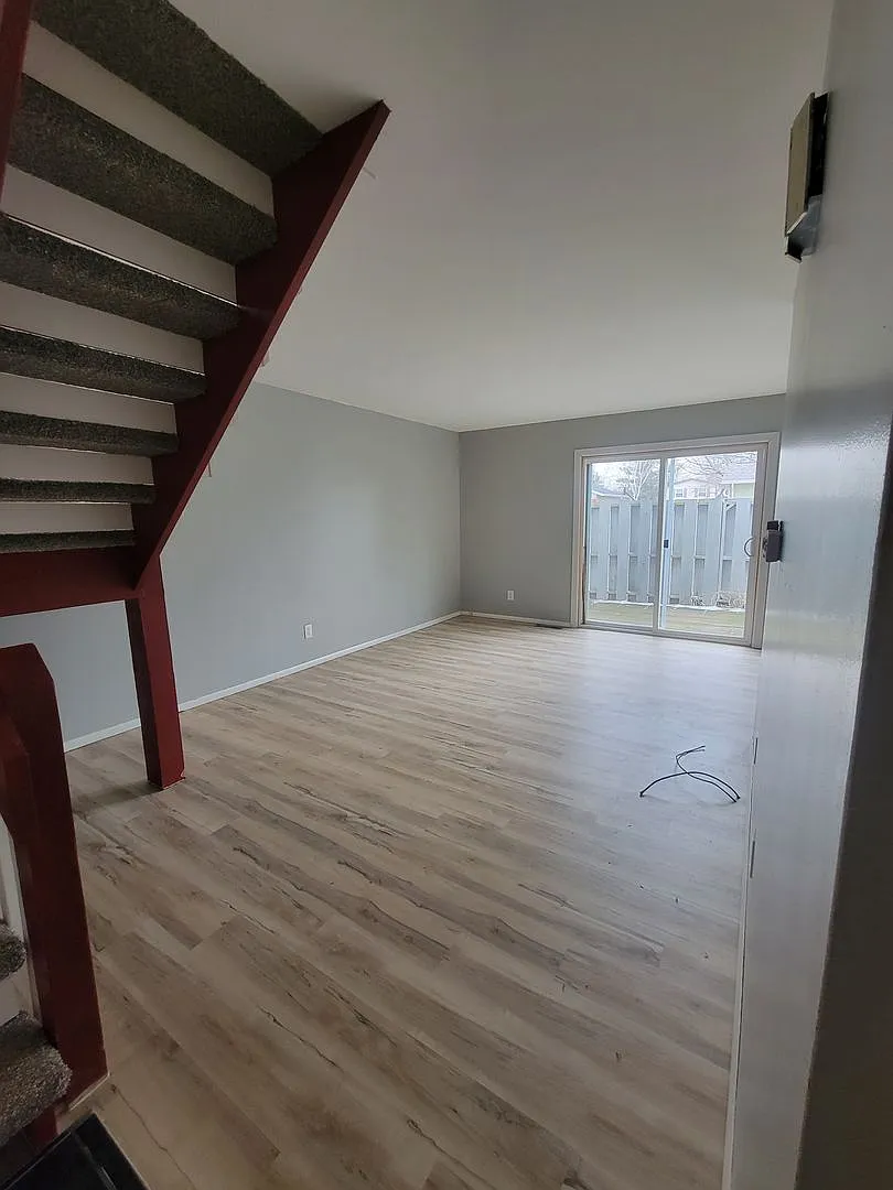 Newly remodeled Kitchen and Baths! — Photo 4