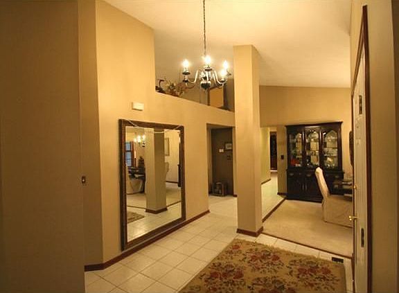 3rd image of 8841 Castleview Pl NW