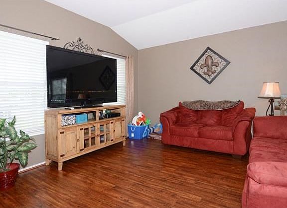 5th image of 159 Parkland Dr