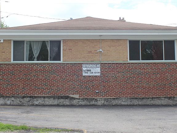2nd image of 571 Sidney Ave