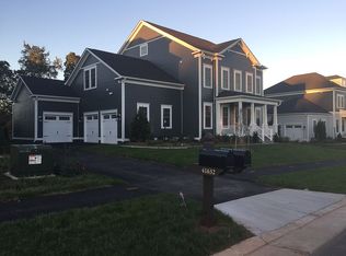 41636 Bloomfield Path St, Ashburn, VA 20148
