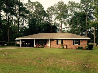 921 Burney Branch Cir, Blackshear, GA 31516