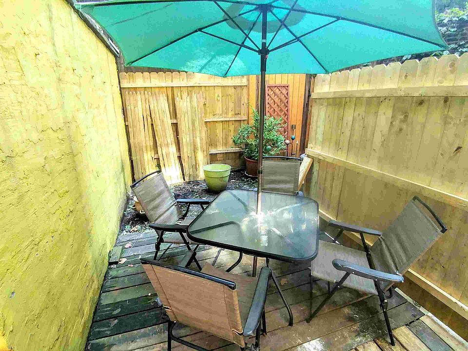 1st image of 240 W 16th St #Garden3
