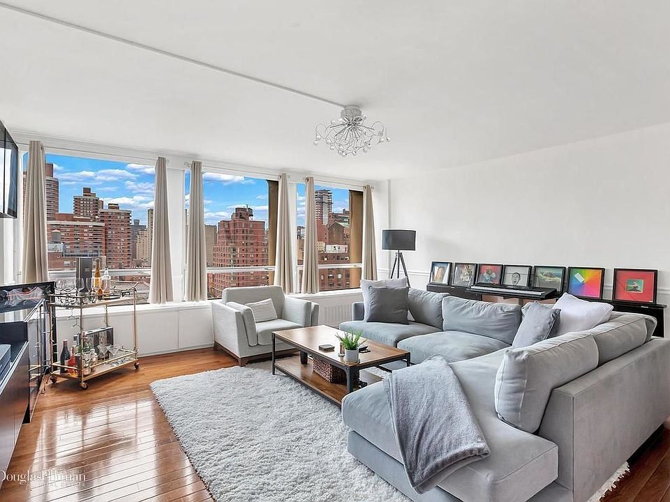 1st image of 300 E 33rd St APT 11N
