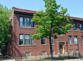 1956 W George St #2, Chicago, IL 60657