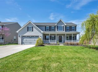 9046 Franklin Dr, North Ridgeville, OH 44039