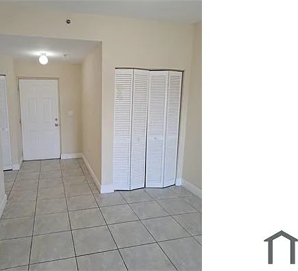 2210 NW 34th St #310 — Photo 3