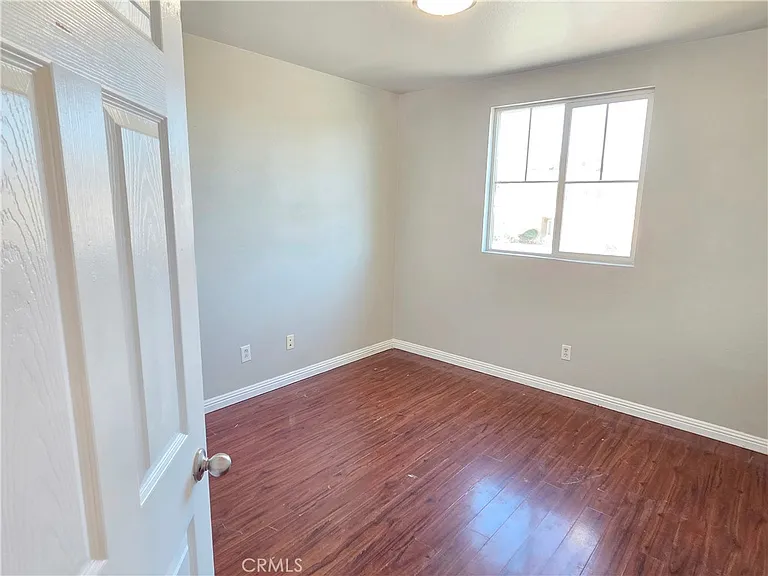 15338 Baxter St — Photo 37