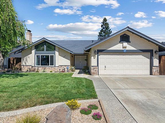2nd image of 3848 Semallon Dr