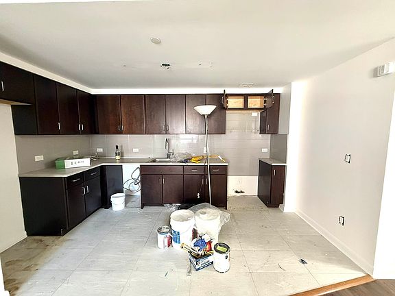2nd image of 325 E 25th St APT 404