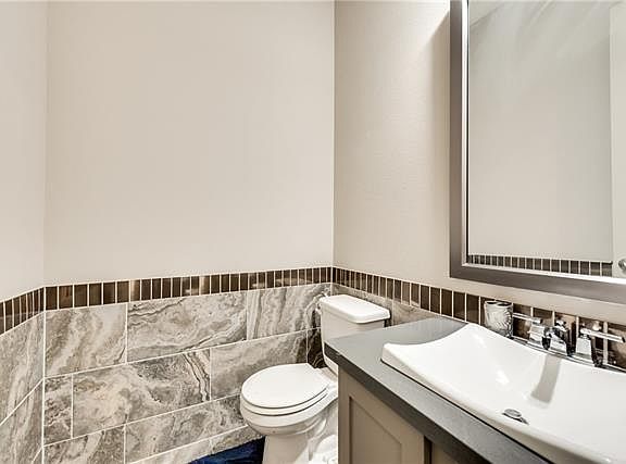 5th image of 5912 Layena Dr