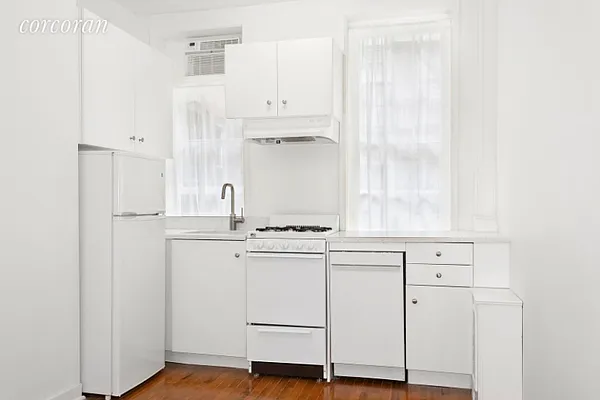 Rented by Corcoran | media 13