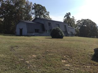 2146 Skyview Dr, Centerville, TN 37033