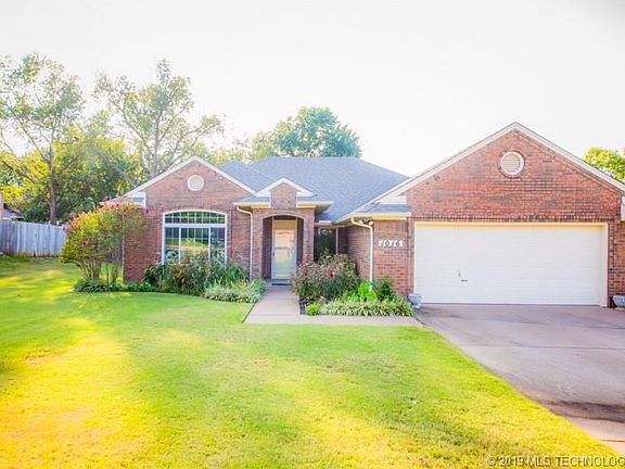 2nd image of 1016 S Edgemoor Dr