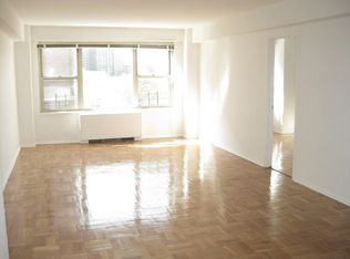 10740 Queens Blvd APT 4E, Flushing, NY 11375