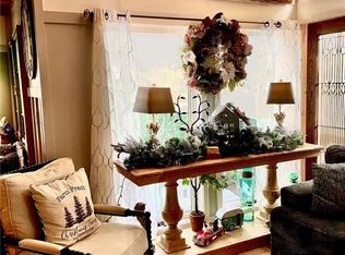 1121 NE Waterfield Village Dr, Blue Springs, MO 64014