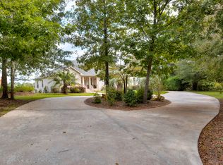 1 Green Lake Dr, Manning, SC 29102