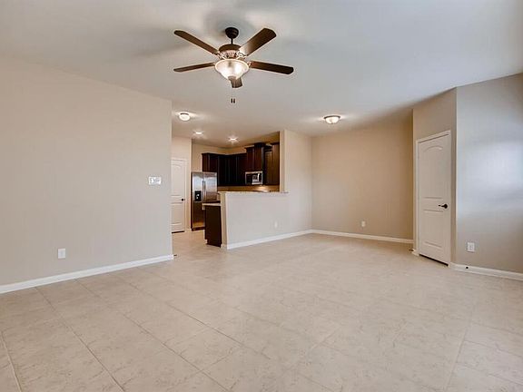 2nd image of 501 Pine Cove Ln