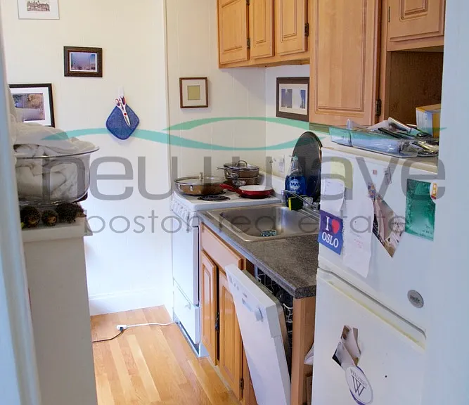 589 Beacon St #1 — Photo 2