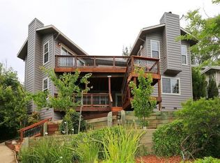 348 Summit Dr, Redwood City, CA 94062