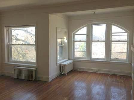 2nd image of 134 Main St APT 1