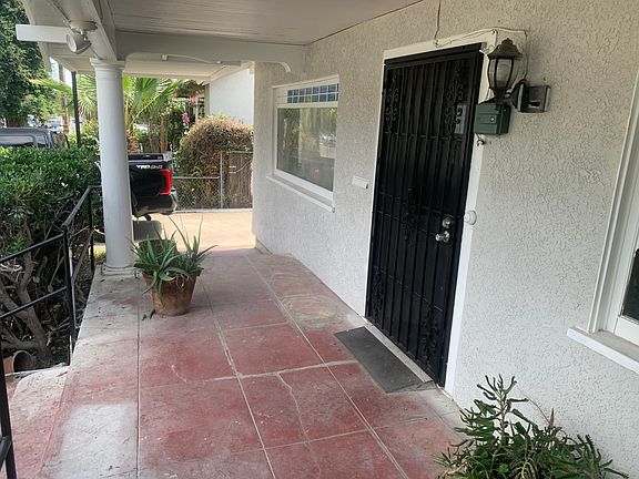 3rd image of 2114 Genevieve St