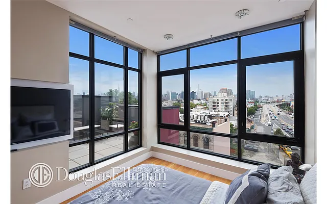 Sold by Douglas Elliman | media 20