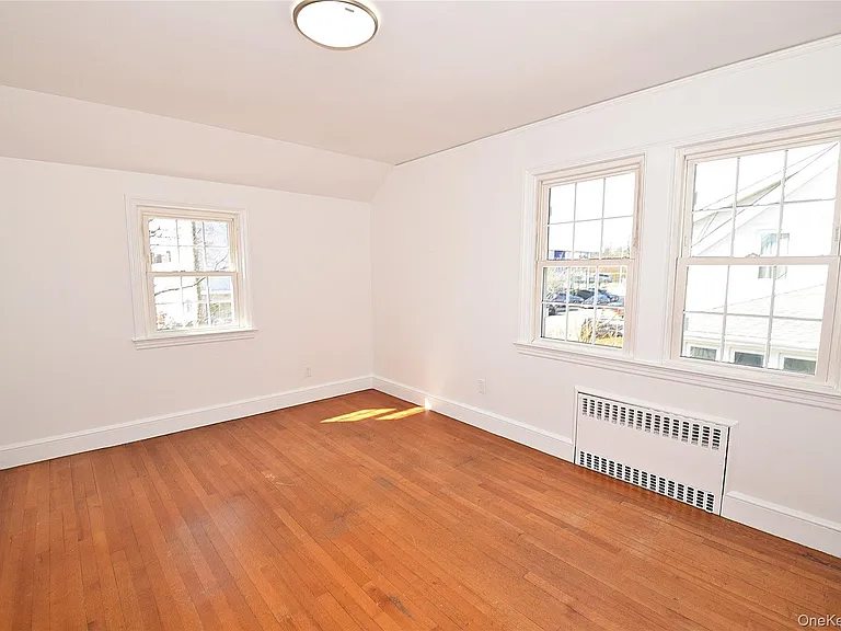27 N Lewis Pl — Photo 14