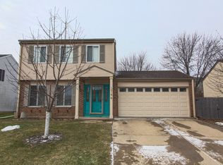 744 Burning Trl, Carol Stream, IL 60188