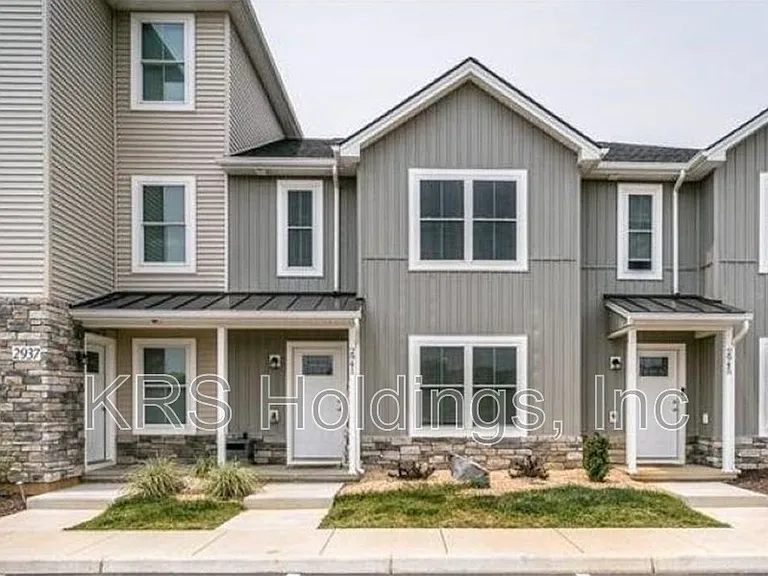 3007 Locust Grove Ct — Photo 1
