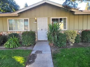 2312 Peach Ave APT 1, Clovis, CA 93612