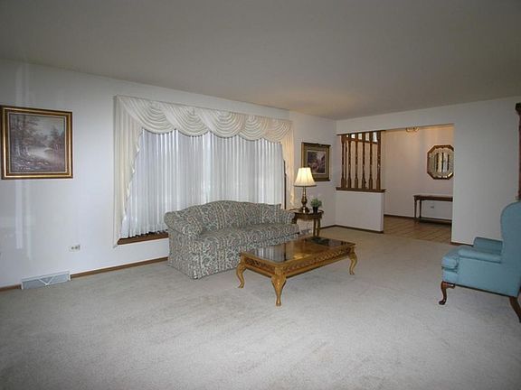 5th image of 13809 S Teakwood Dr