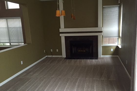 5th image of 332 Princeton Ct