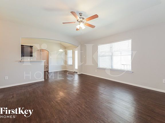 4th image of 260 Meadowcrest Dr