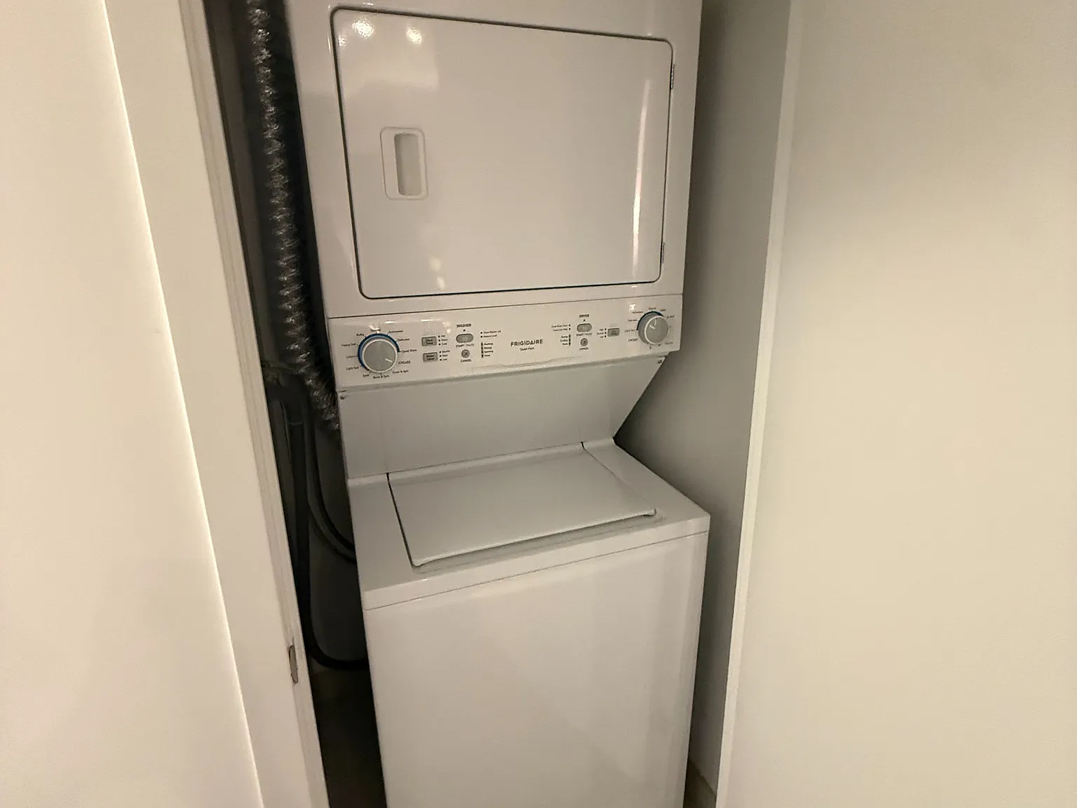 2 bed, $2,200 — Photo 3