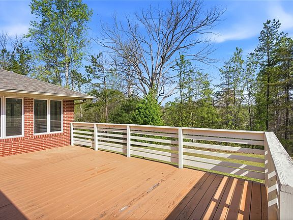 5th image of 230 Christy Ln