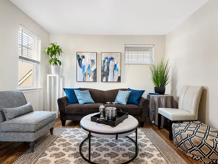 25 Aubrey St #2 — Photo 6