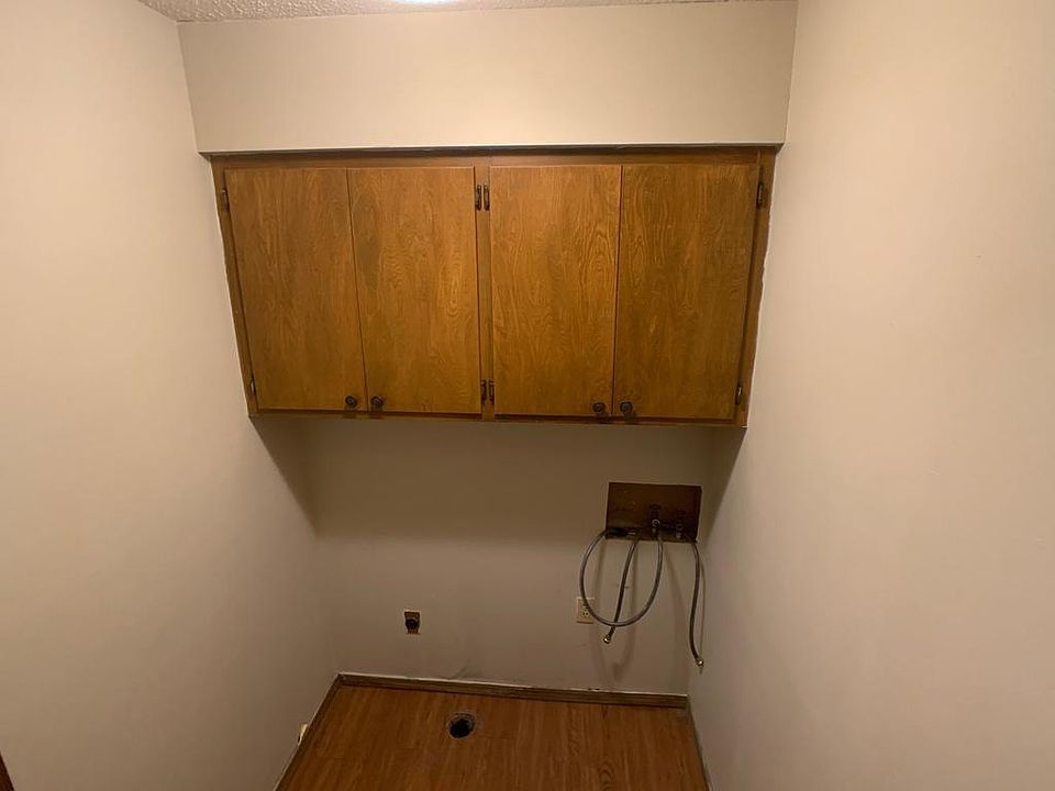 2nd image of 1538 S Lovers Ln #A
