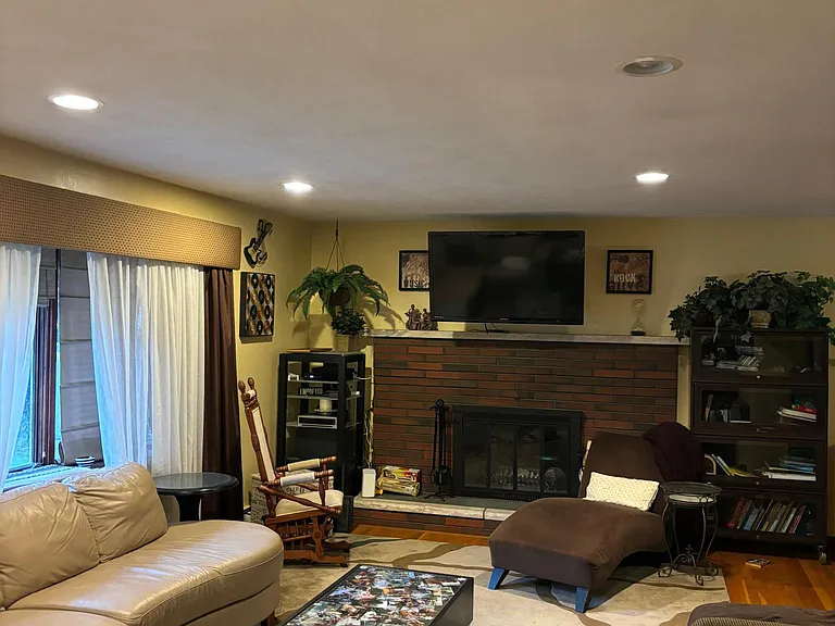14 Zito Dr — Photo 9