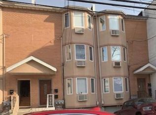 60-19 39th Ave, Woodside, NY 11377