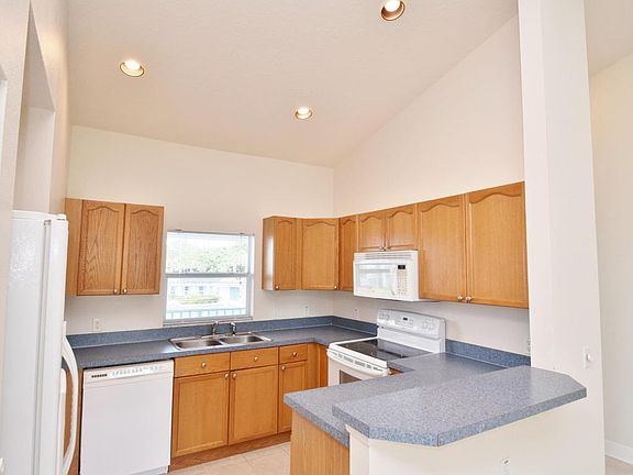 4th image of 121 Portside Ave Unit 202