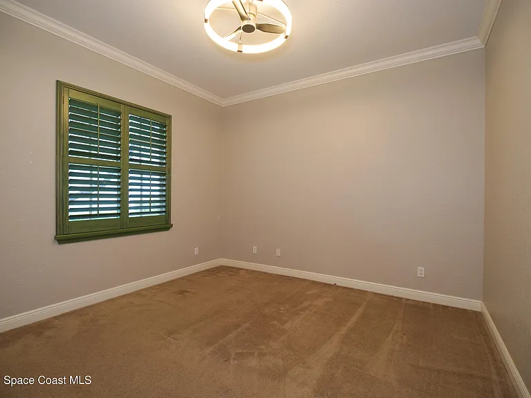 9400 Scarborough Ct — Photo 24