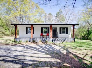 18 Young Loop Rd SW, Cartersville, GA 30120