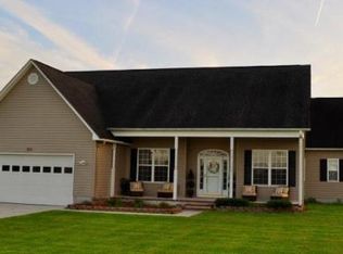 522 Rhodestown Rd, Jacksonville, NC 28540